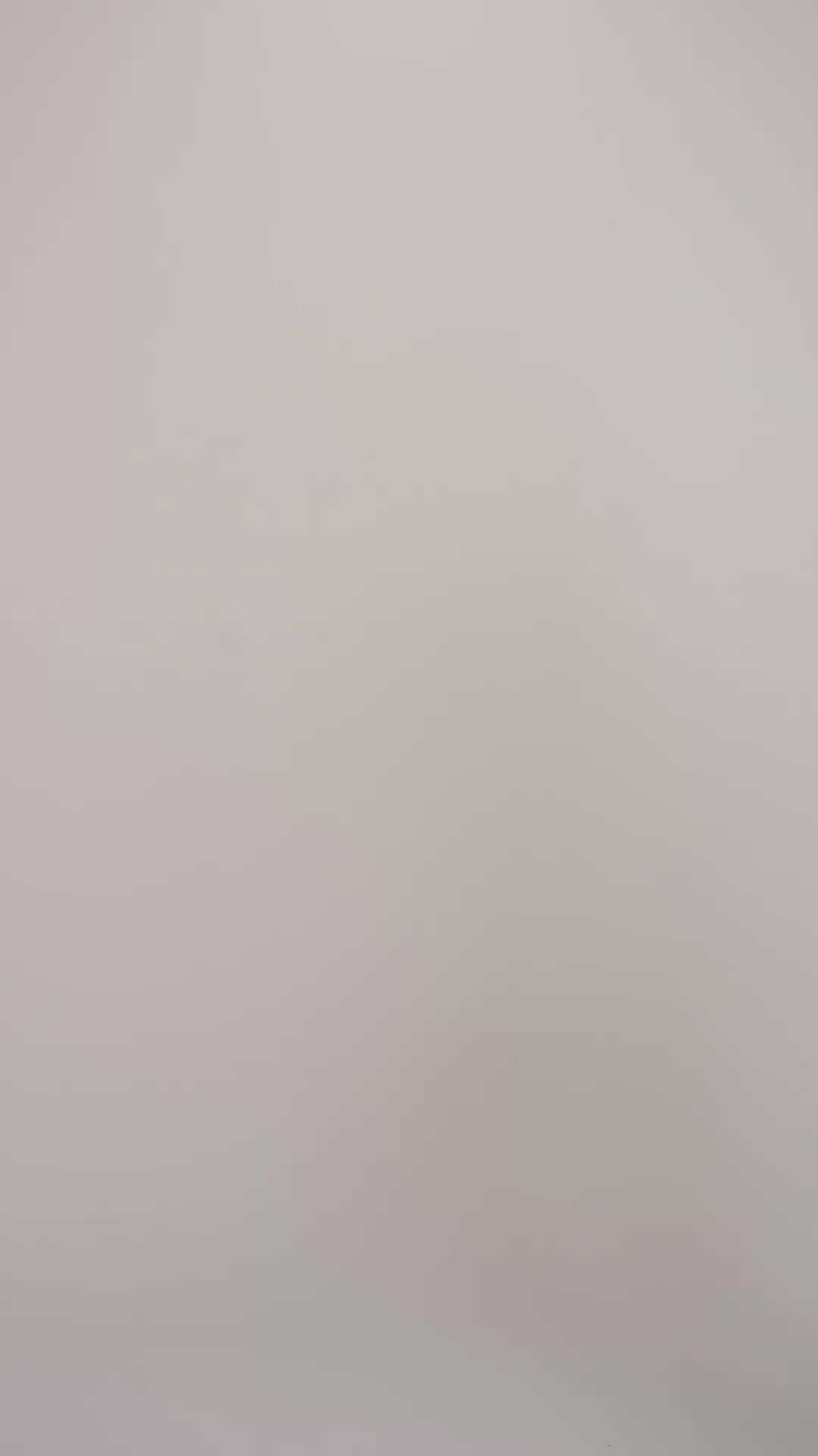 Videoyu yükle: Mavi İpek Pamuk Quentin Yuvarlak Yaka Kısa Kollu Triko Tişört