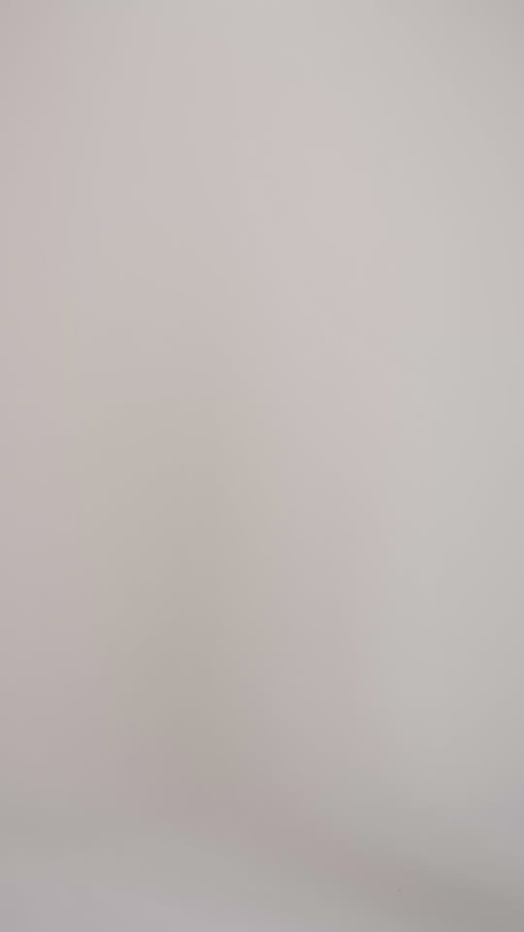 Videoyu yükle: Siyah Kaşmirli Marcello önden cepli Kapüşonlu Erkek Kazak