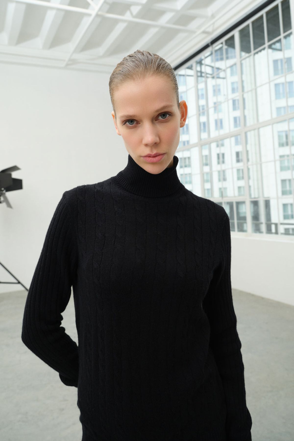 Siyah Kaşmirli Amelia Balıkçı Yaka Uzun Kollu Kazak