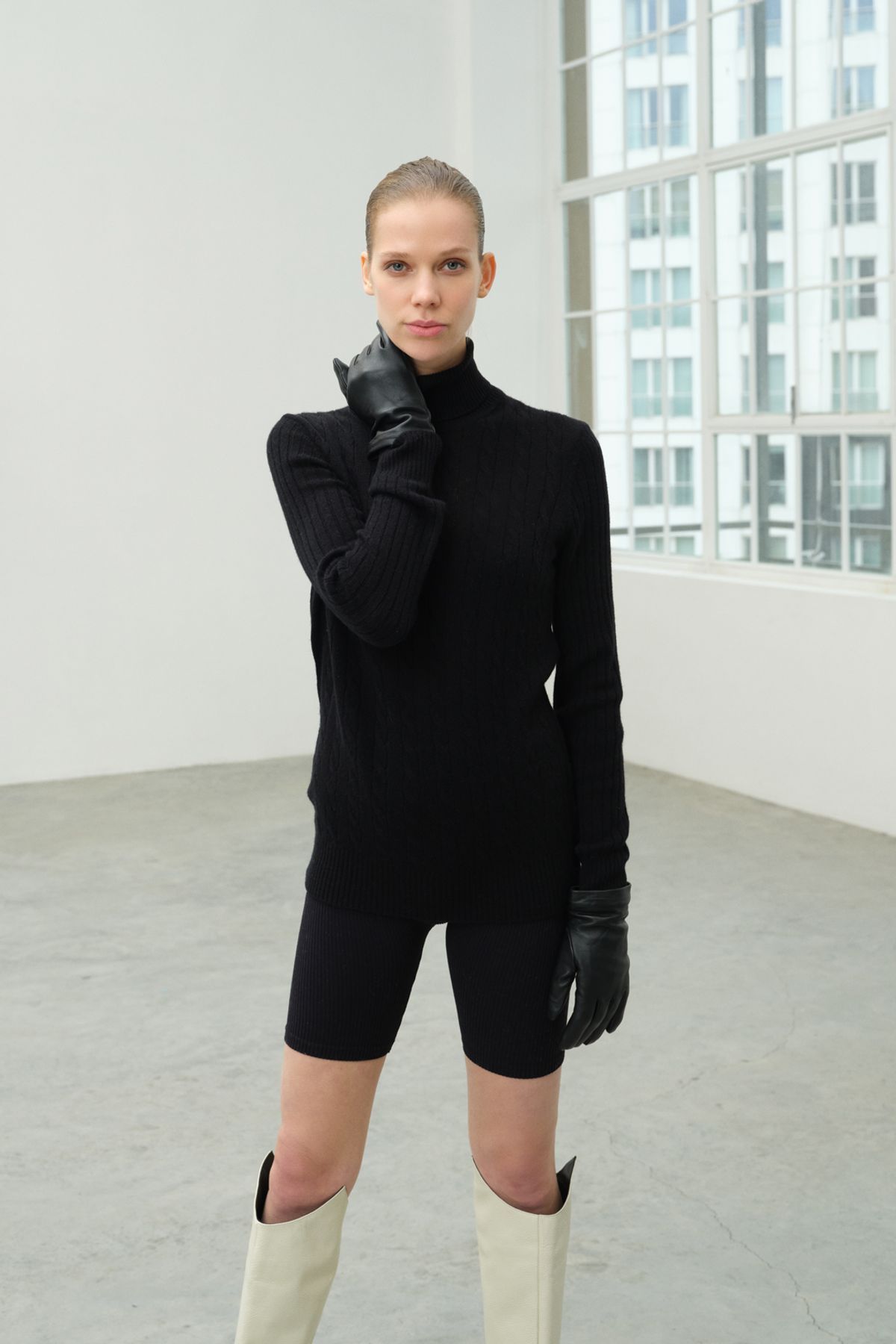 Siyah Kaşmirli Amelia Balıkçı Yaka Uzun Kollu Kazak