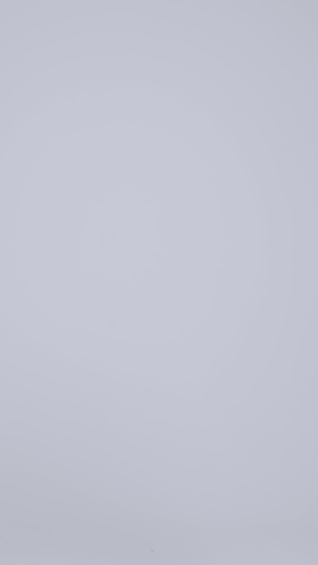 Videoyu yükle: Siyah İpek ve Kaşmir Aleyna Kapüşonlu Uzun Kollu Kadın Hırka