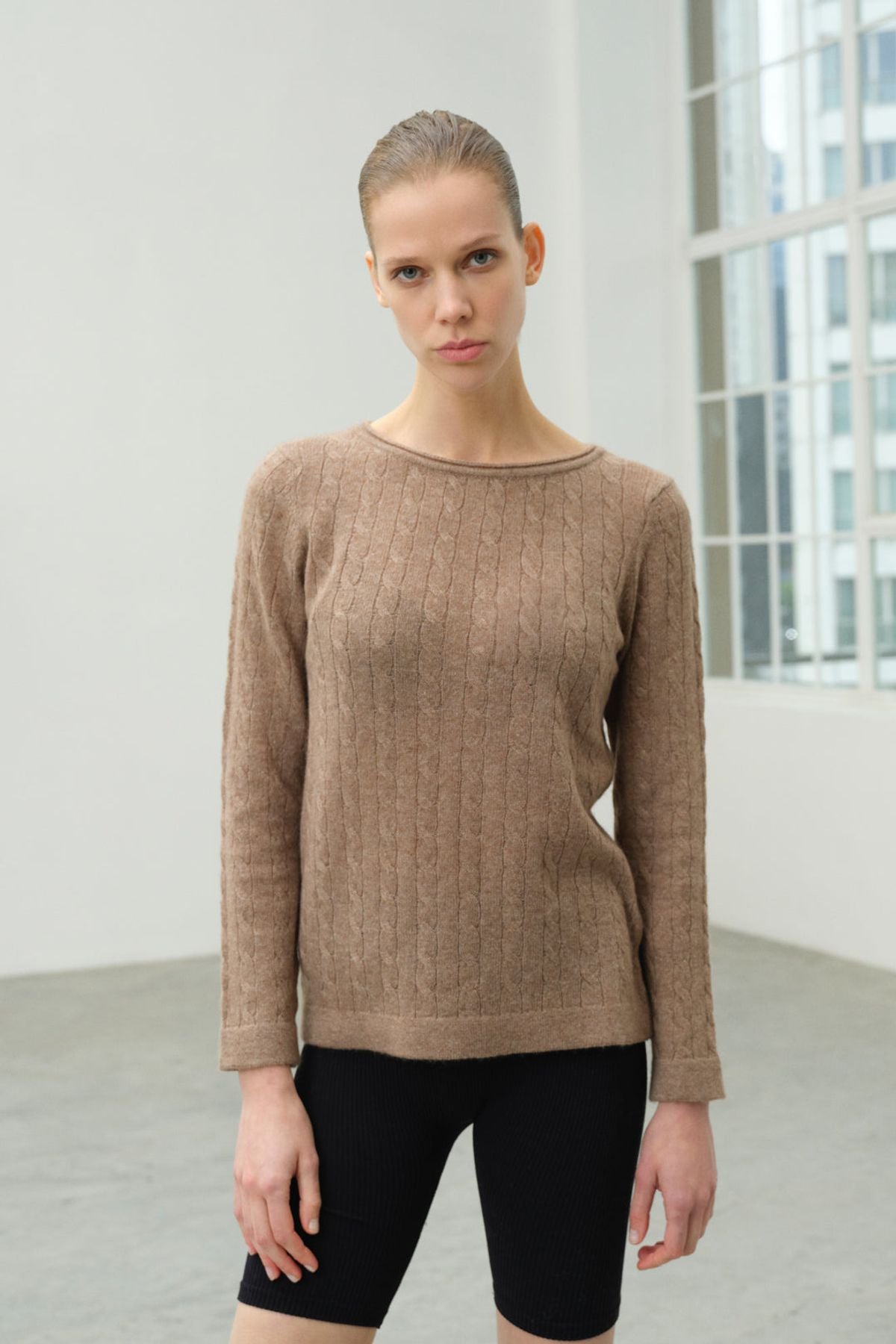 Bej Kaşmir ve Yün Amelia Kadın Kazak