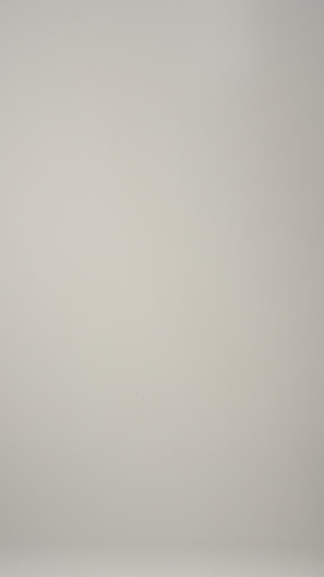 Videoyu yükle: Açık Bej İpek ve Kaşmir Aleyna V Yaka Uzun Kollu Kadın Hırka