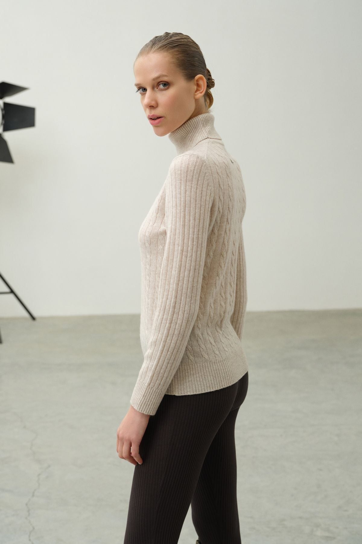 Kum Beji Kaşmir ve Yün Amelia Kadın Kazak