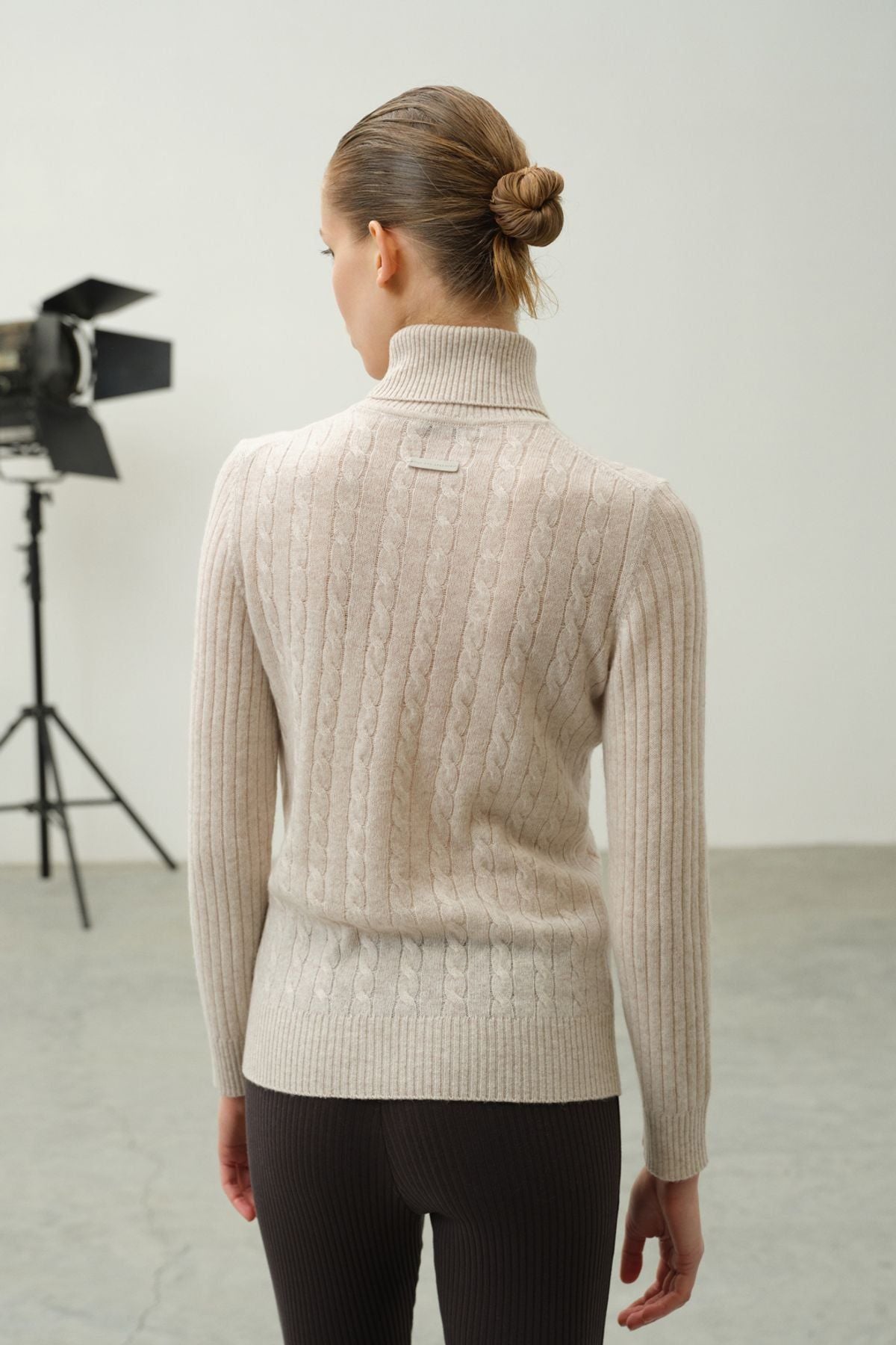 Kum Beji Kaşmir ve Yün Amelia Kadın Kazak