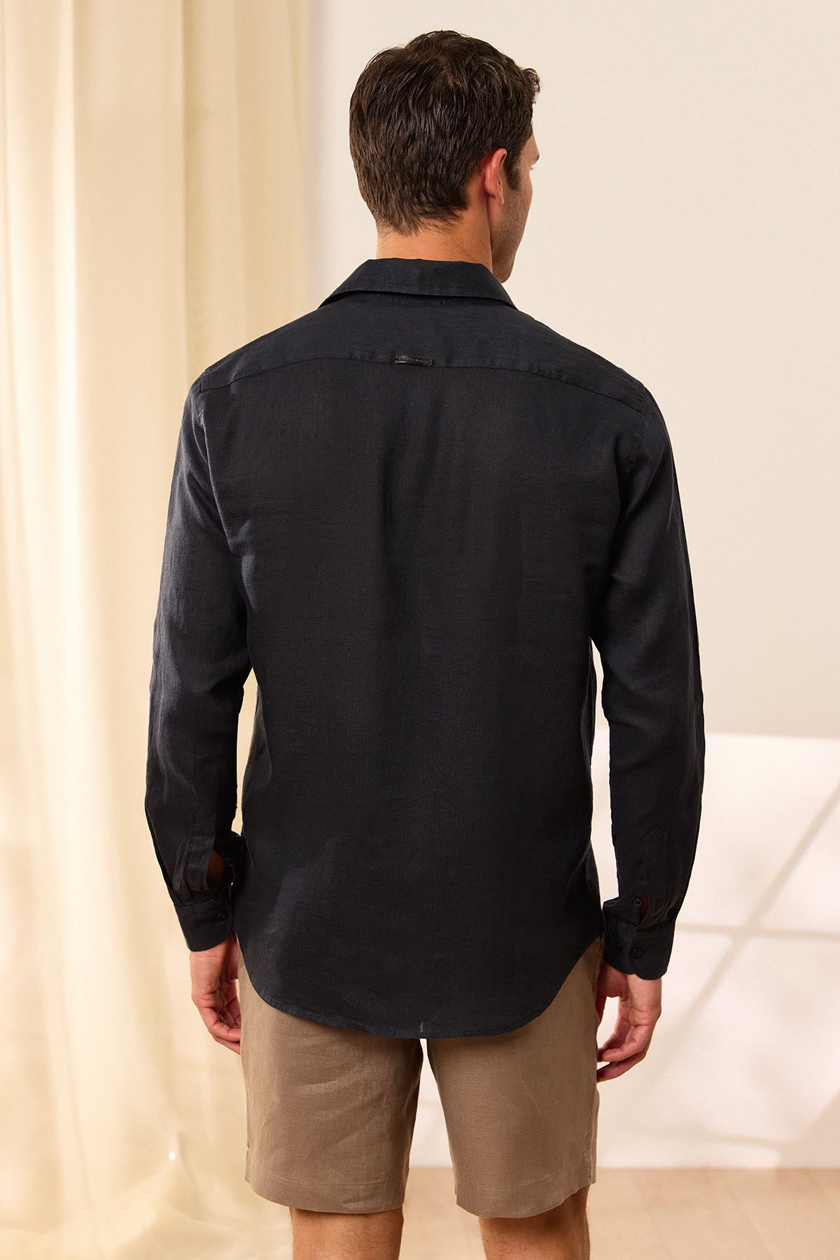 Siyah Keten Leon Regular Kesim Erkek Gömlek
