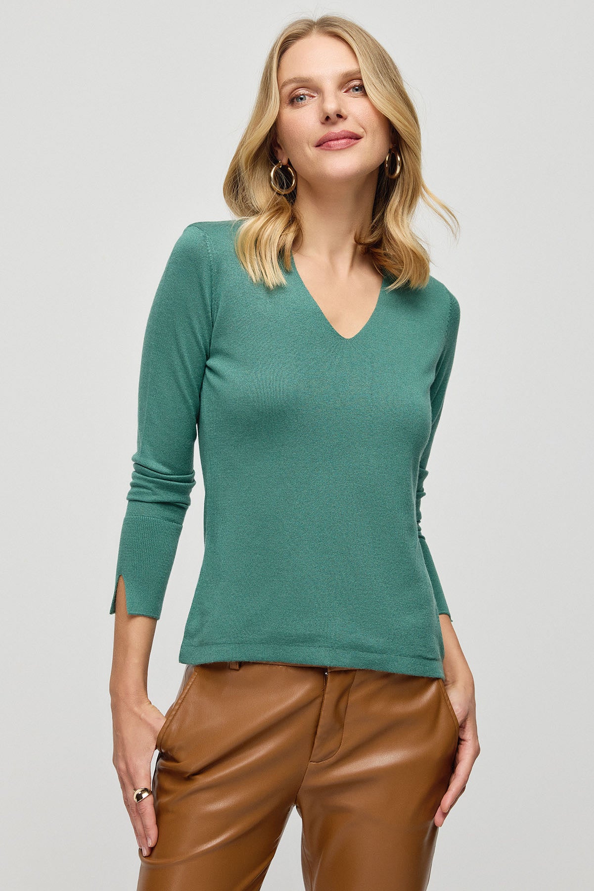 Yeşil İpek Kaşmir Aleyna Derin V Yaka Uzun Kollu Kadın Triko