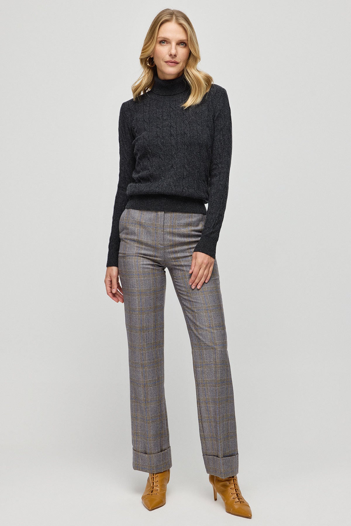 Antrasit Avusturalya Yünü ve Kaşmir Amelia Saç Örgülü Balıkçı Yaka Kadın Kazak