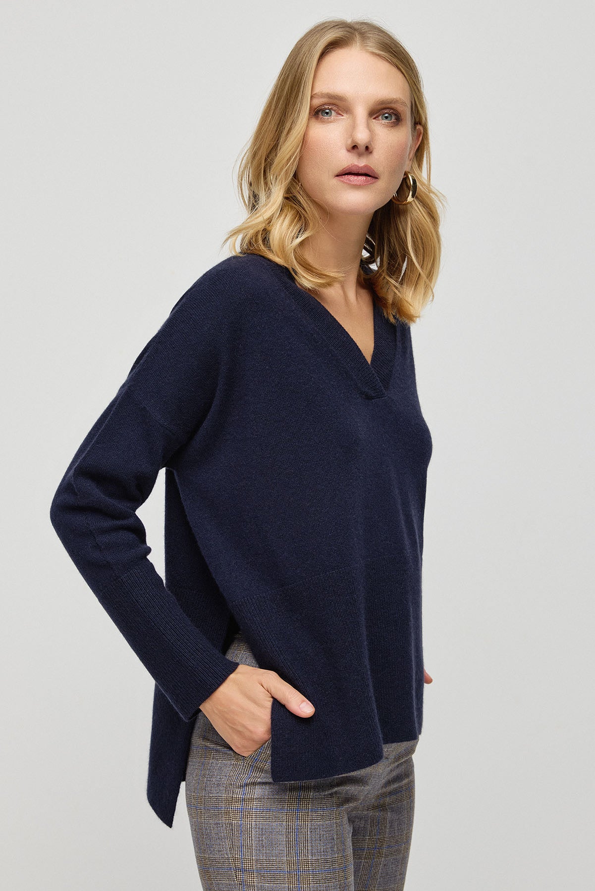 Lacivert Saf Kaşmir Isabella Derin V Yaka Kadın Kazak