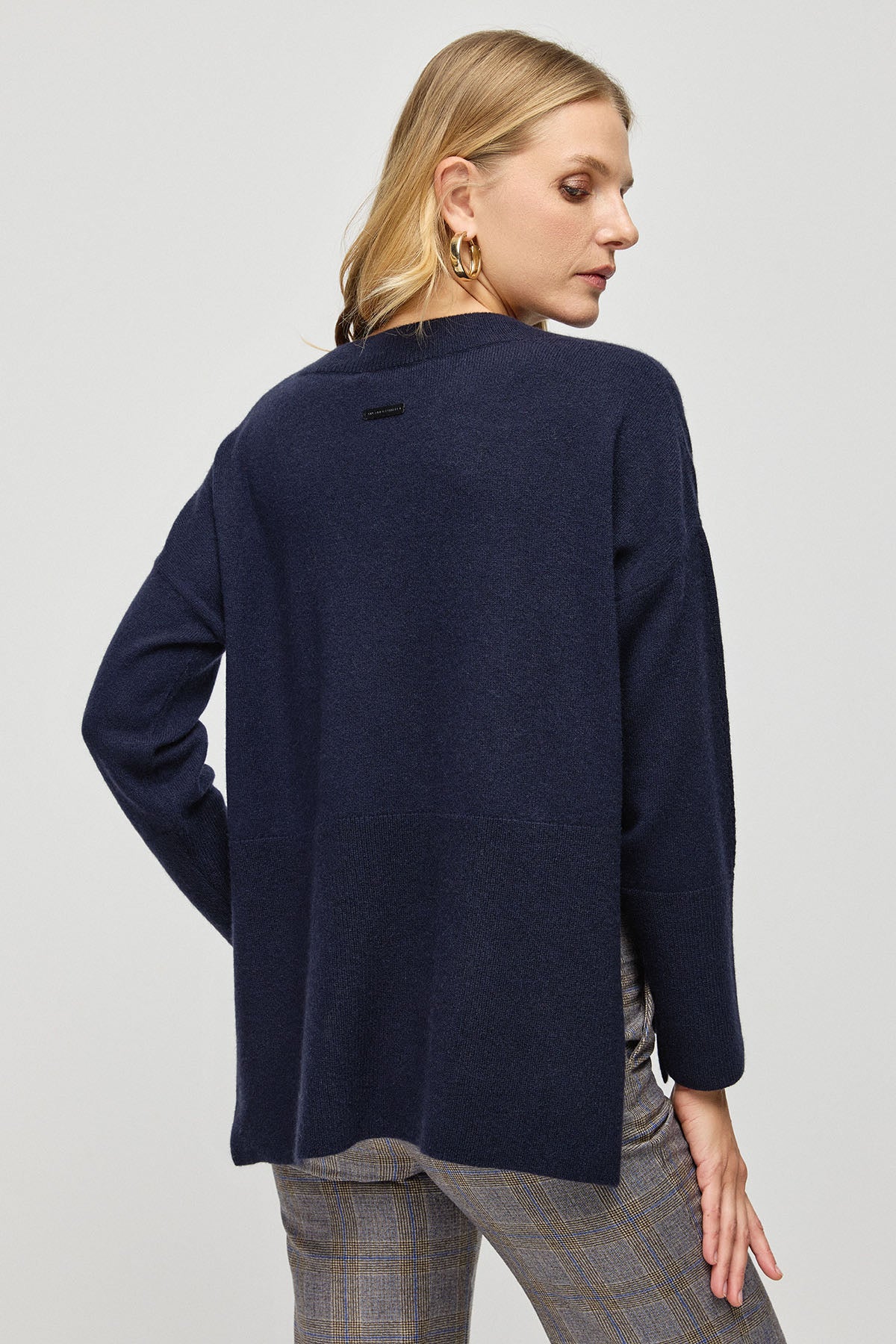 Lacivert Saf Kaşmir Isabella Derin V Yaka Kadın Kazak