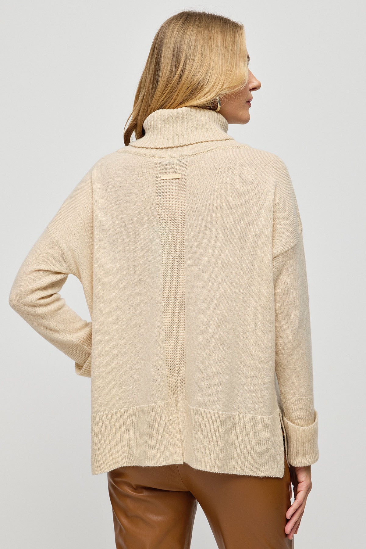 Kum Beji Saf Kaşmir Isabella Degaje Yaka Kadın Kazak