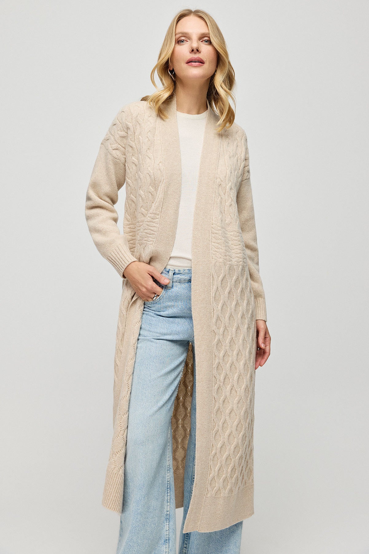 Kum Beji Saf Yün Stella Saç Örgülü Kadın Uzun Hırka