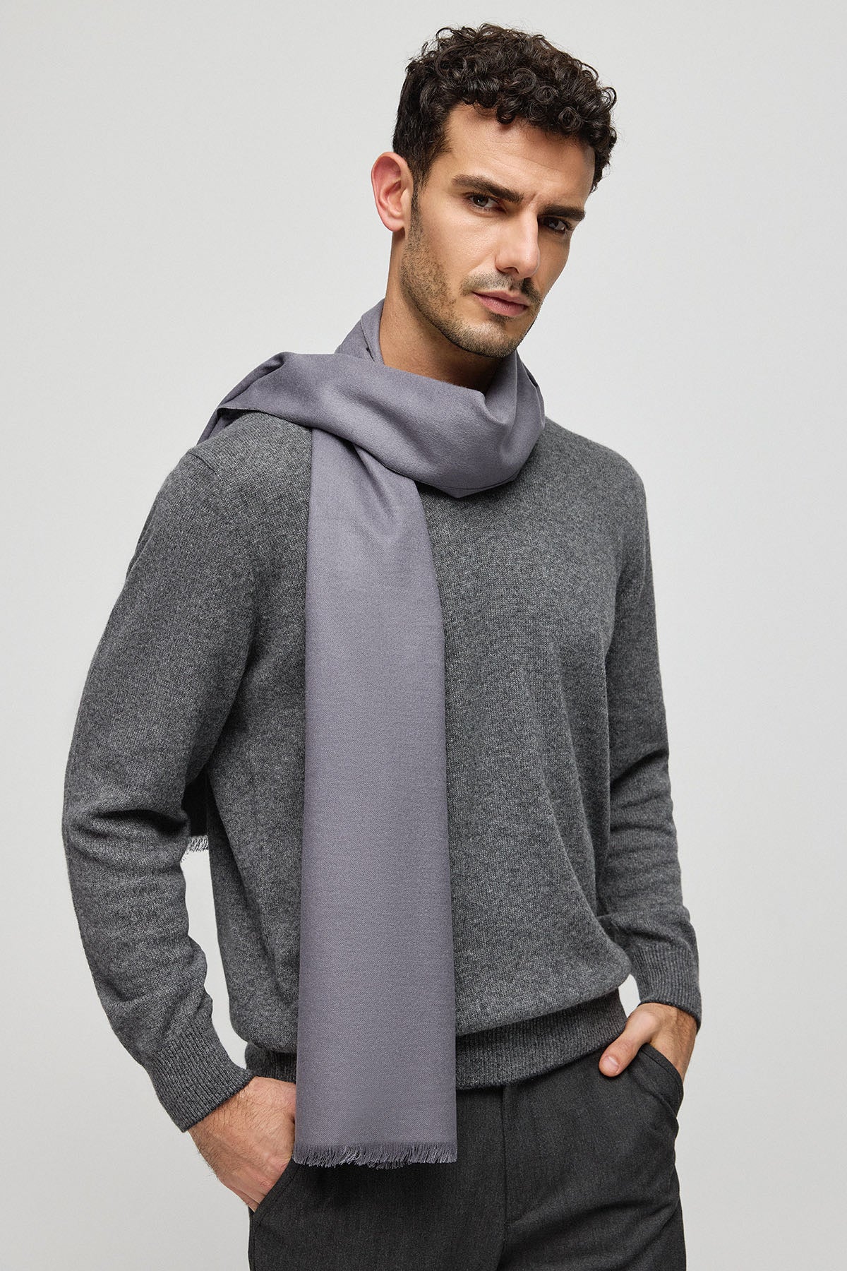 Gri Saf İpek Lotus Atkı 30x177 cm