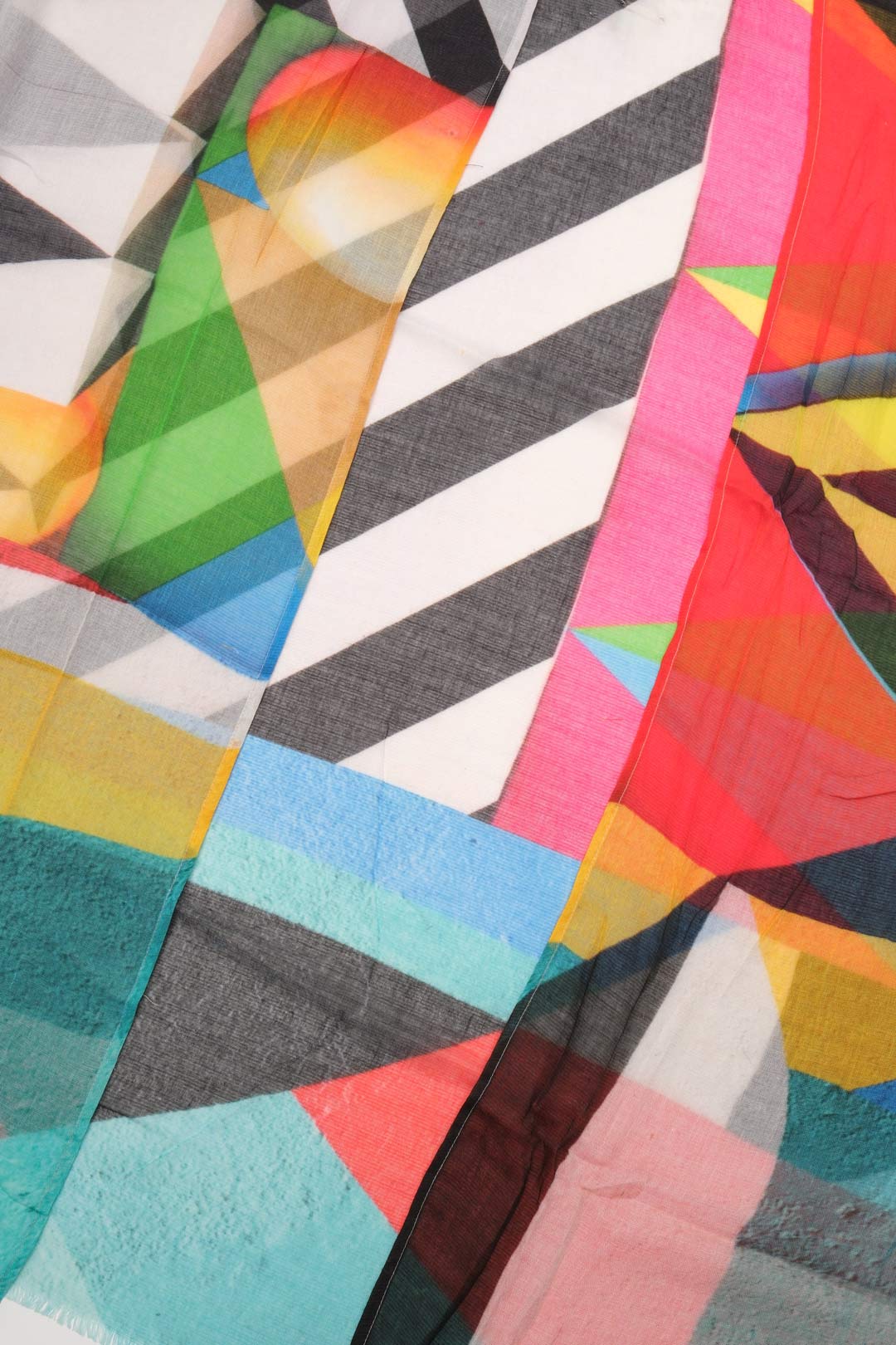 Siyah Jas İpekli Desenli Kısa Kollu Kimono Hırka