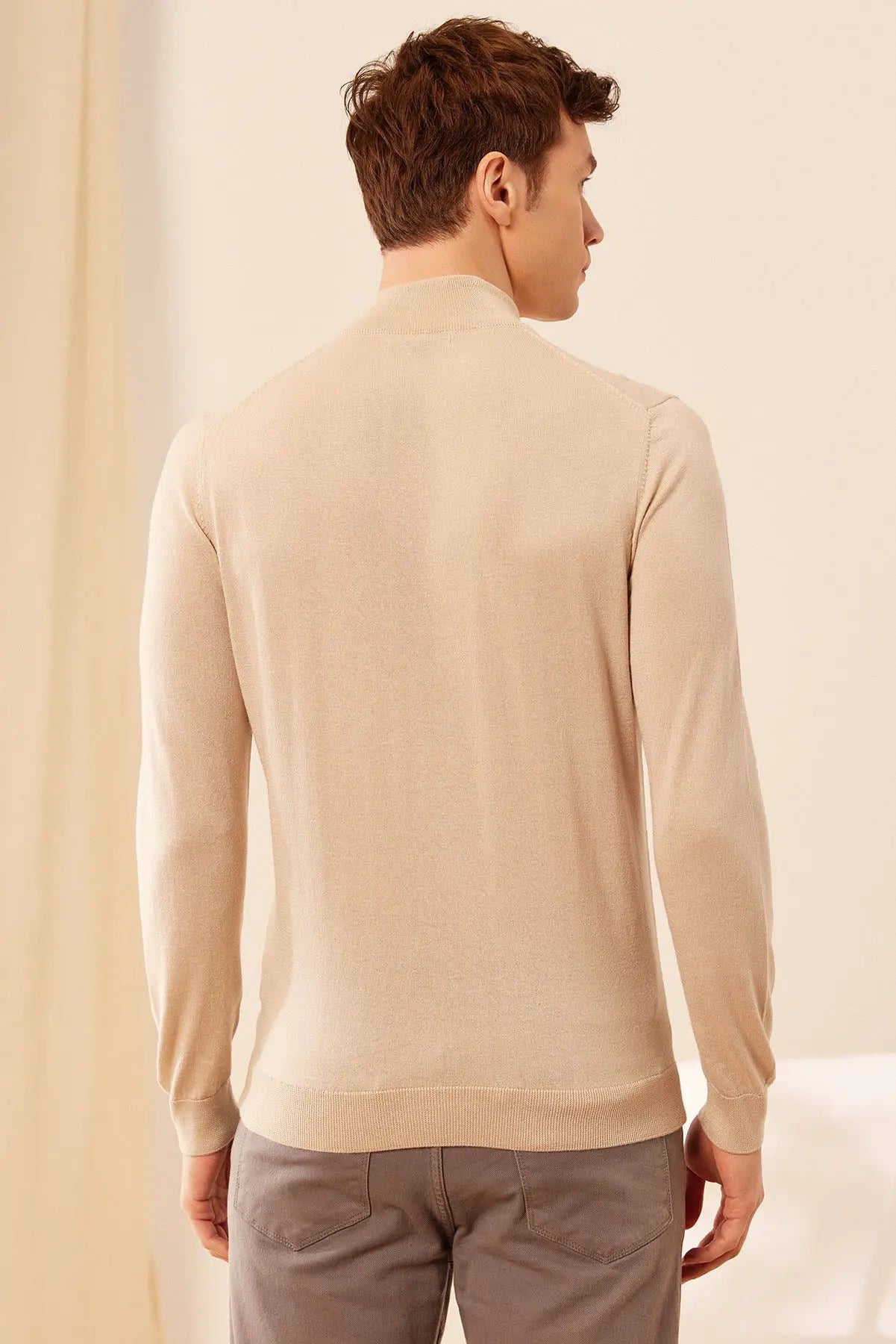 Açık Bej İpek ve Kaşmir Utku Yarım Balıkçı Yaka Fermuarlı Uzun Kollu Erkek Triko Silk and Cashmere