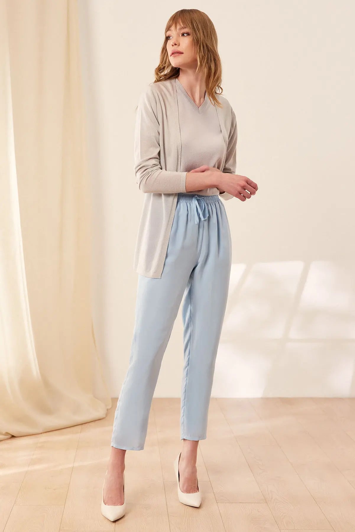 Açık Gri İpek Pamuk Melinda Düğmesiz Rahat Kesim Uzun Kollu Yazlık Hırka Silk and Cashmere