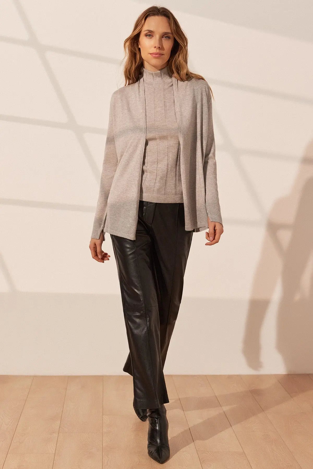 Açık Gri İpek ve Kaşmir Aleyna Şal Yaka Uzun Kollu Kadın Hırka Silk and Cashmere