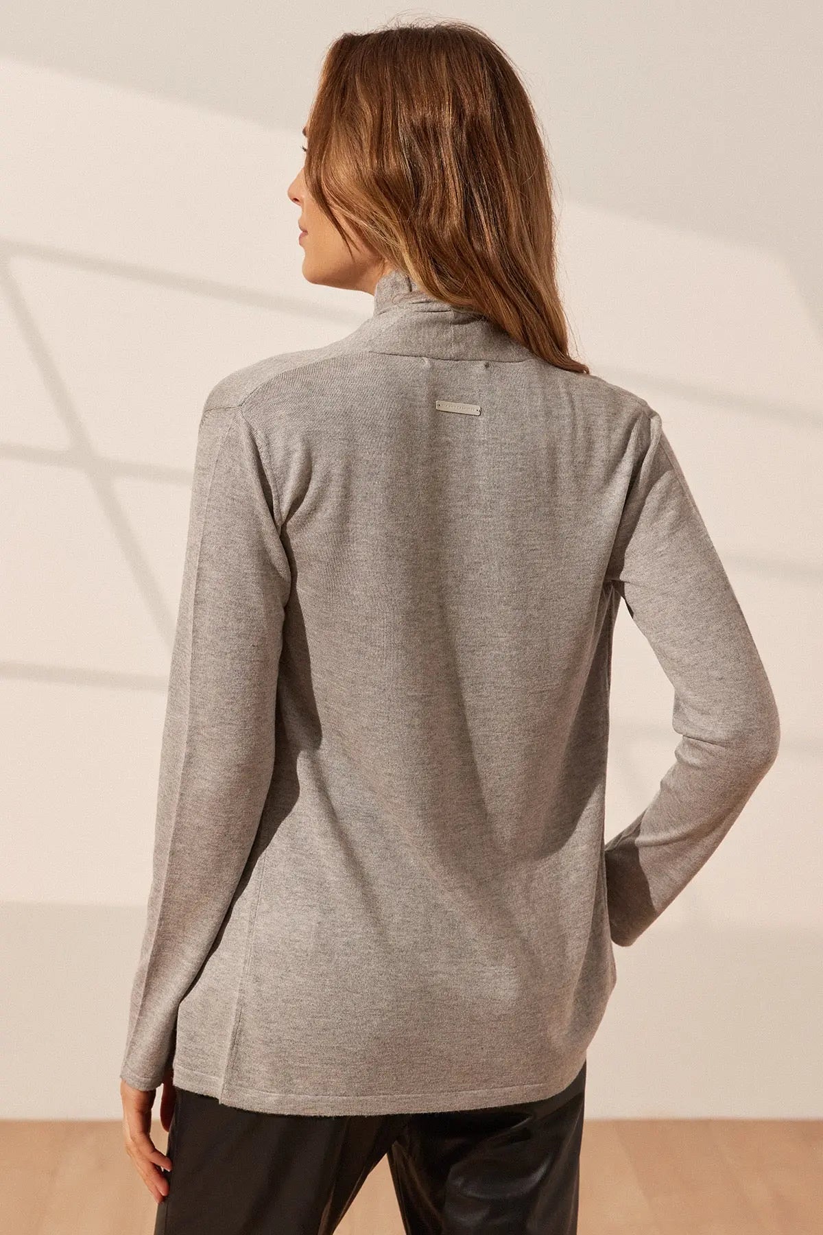 Açık Gri İpek ve Kaşmir Aleyna Şal Yaka Uzun Kollu Kadın Hırka Silk and Cashmere