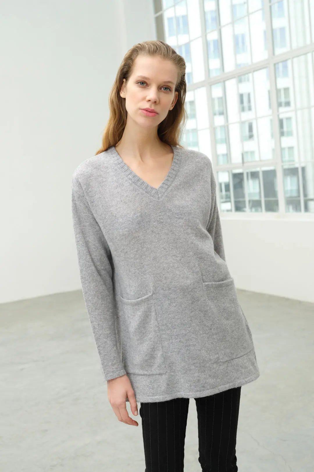 Açık Gri Saf Kaşmir V Yaka Uzun Kollu Cepli Kostir Tunik Silk and Cashmere