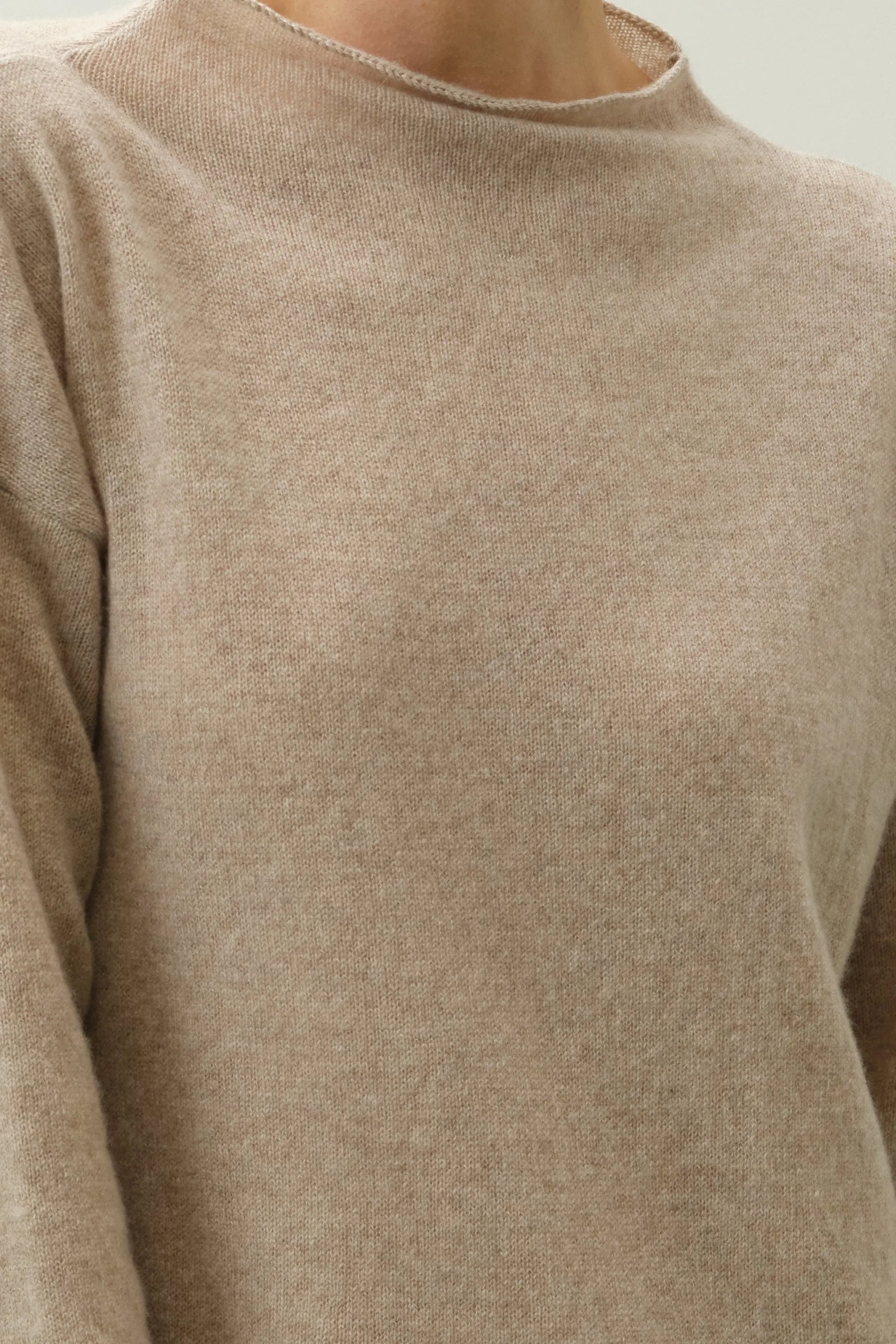 Bej Saf Kamir Dik Yaka Uzun Kollu Kostir Tunik Silk and Cashmere