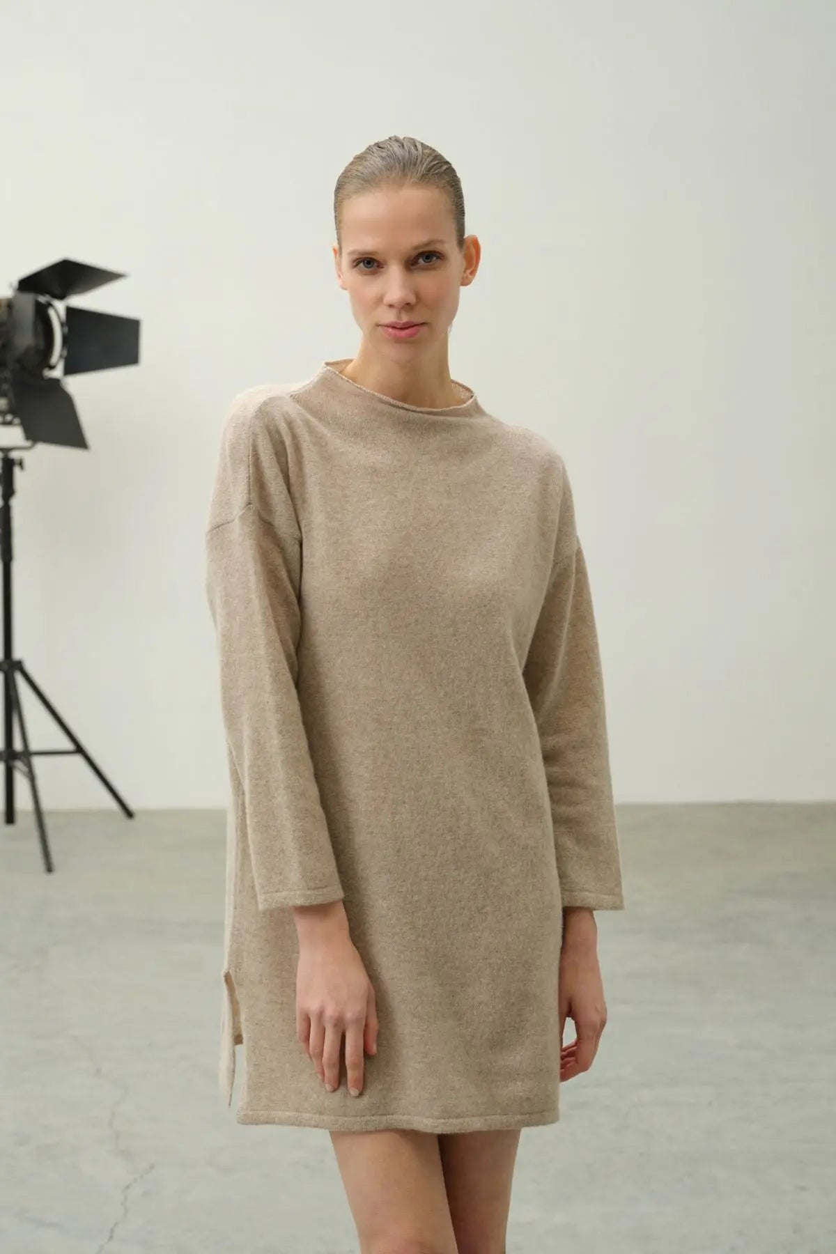 Bej Saf Kamir Dik Yaka Uzun Kollu Kostir Tunik Silk and Cashmere