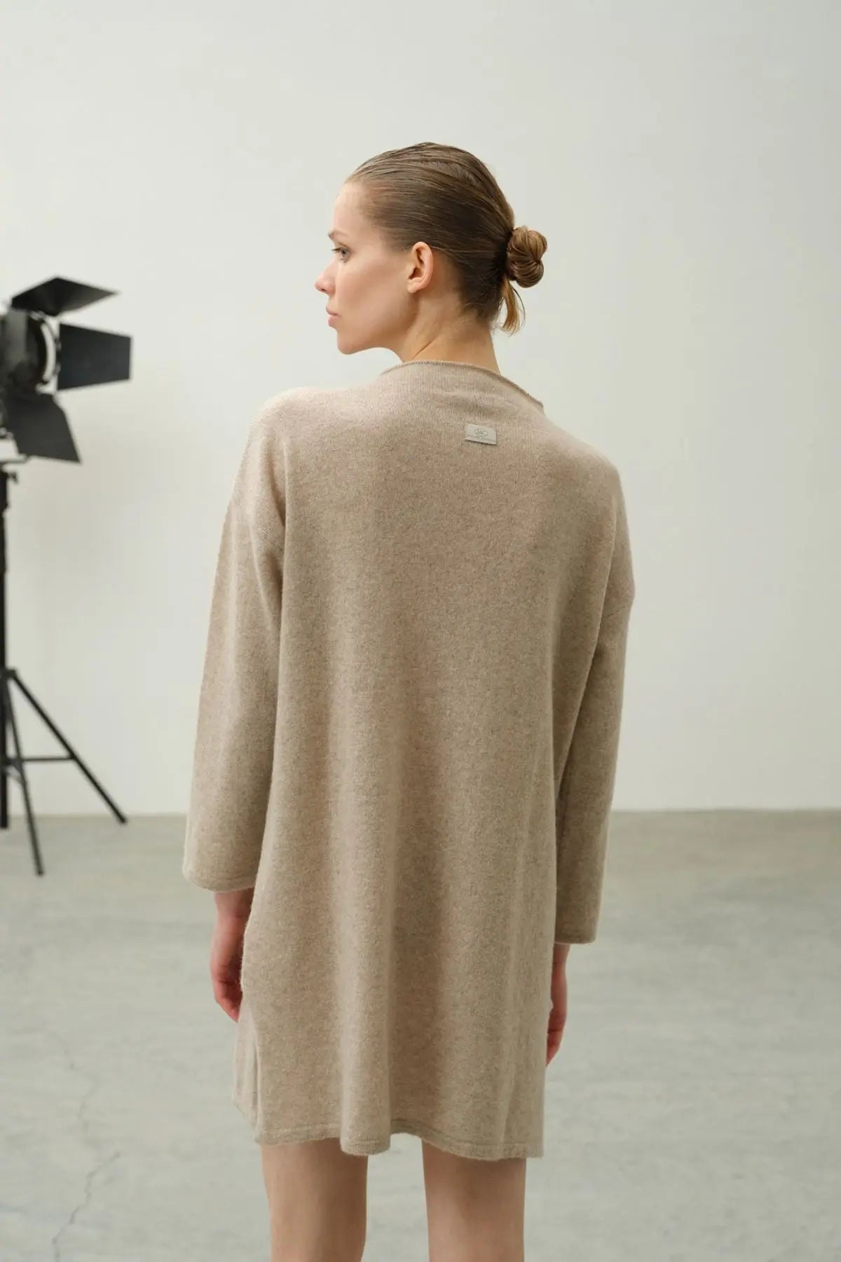 Bej Saf Kamir Dik Yaka Uzun Kollu Kostir Tunik Silk and Cashmere