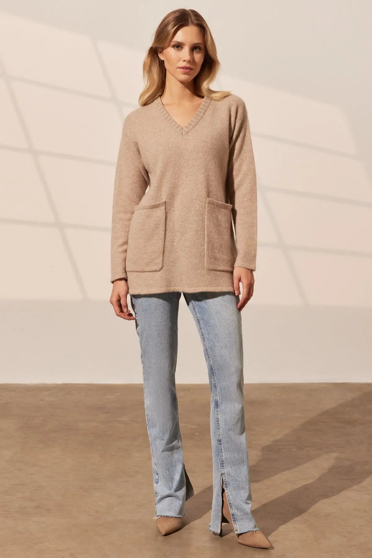 Bej Saf Kamir V Yaka Uzun Kollu Cepli Kostir Tunik Silk and Cashmere