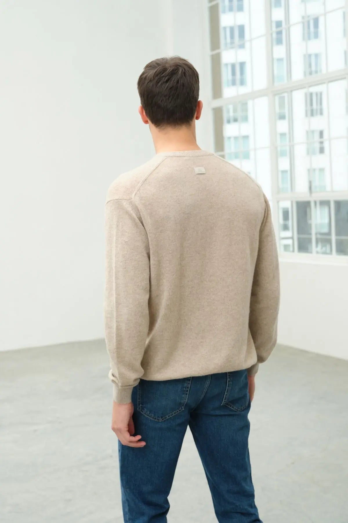 Bej Saf Kamir V Yaka Uzun Kollu Vincent Erkek Kazak Silk and Cashmere