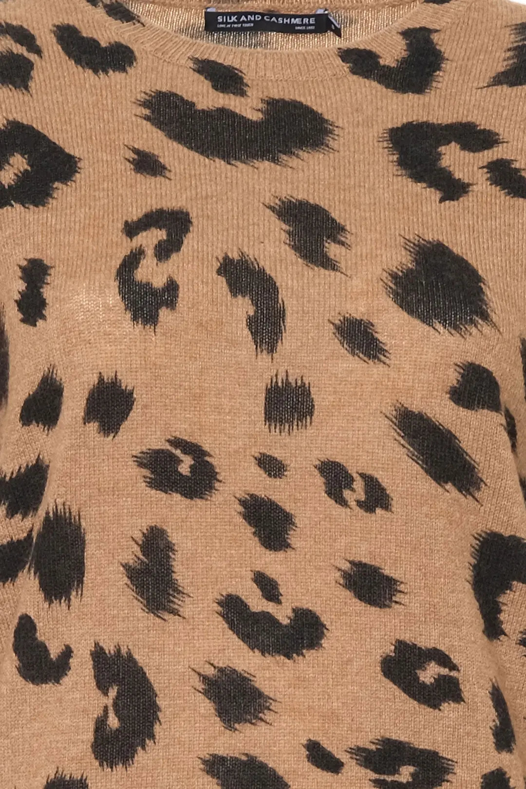 Camel Kaşmir Yün Leopar Baskılı Yuvarlak Yaka Uzun Kollu Kazak Silk and Cashmere