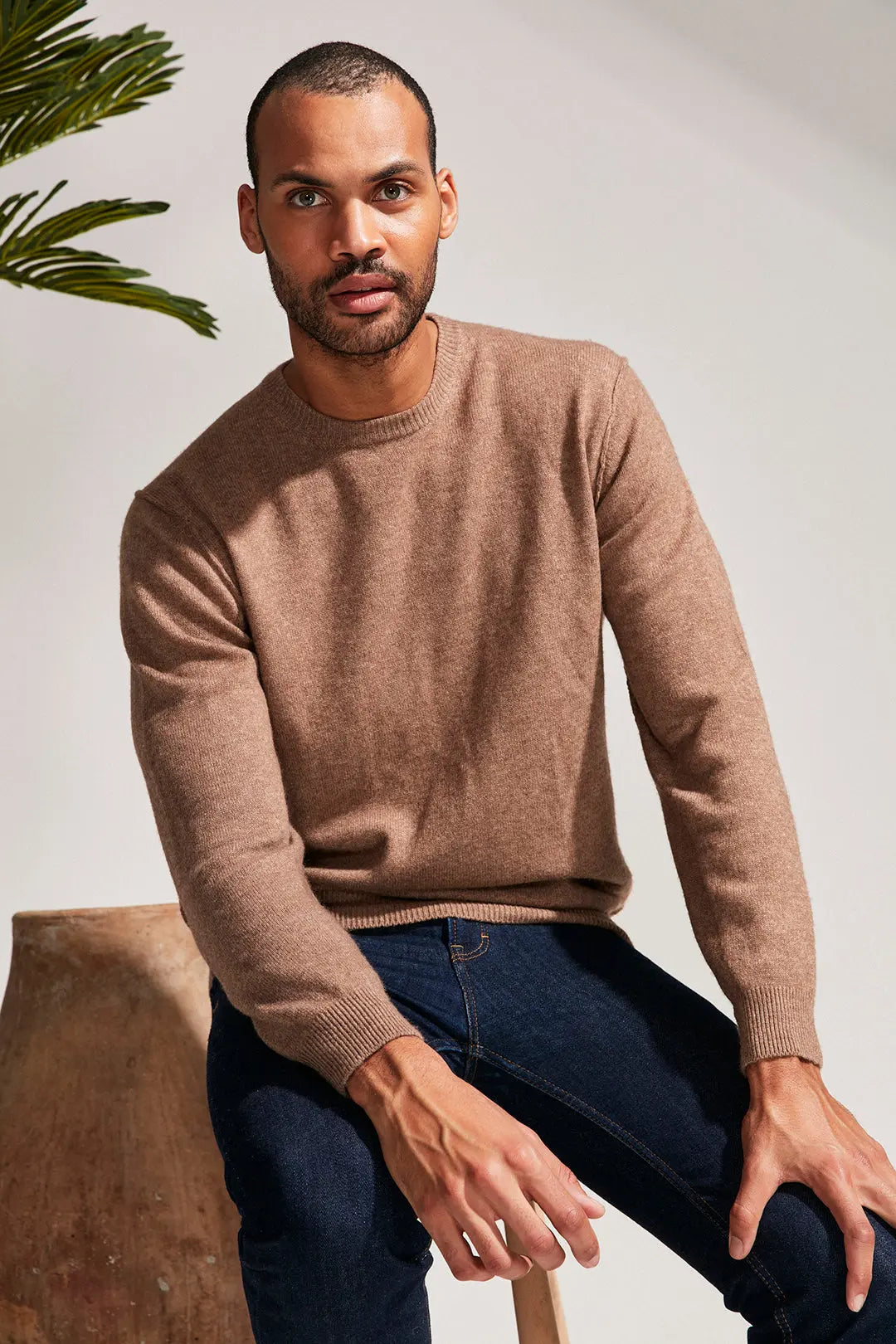 Camel Kaşmir ve Avustralya Yünü Erson Ters Dikiş Detaylı Yuvarlak Yaka Uzun Kollu Erkek Kazak Silk and Cashmere