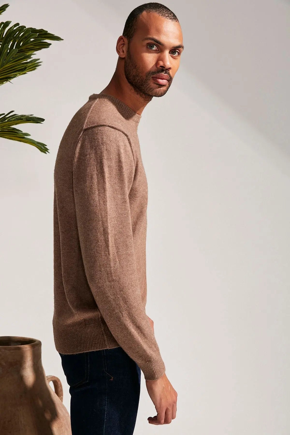 Camel Kaşmir ve Avustralya Yünü Erson Ters Dikiş Detaylı Yuvarlak Yaka Uzun Kollu Erkek Kazak Silk and Cashmere