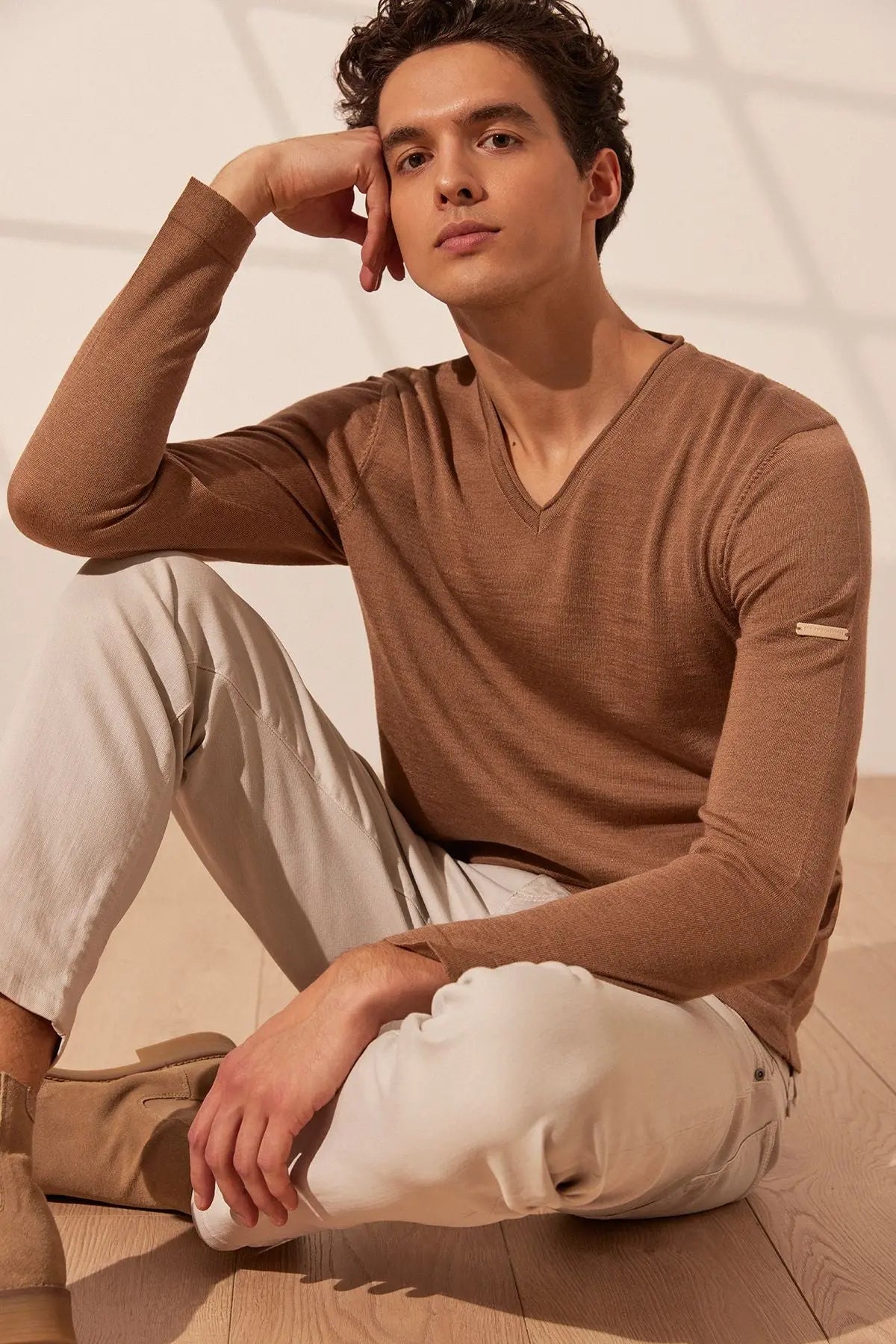 Camel pekli Quentin V Yaka Uzun Kollu Erkek Triko Silk and Cashmere