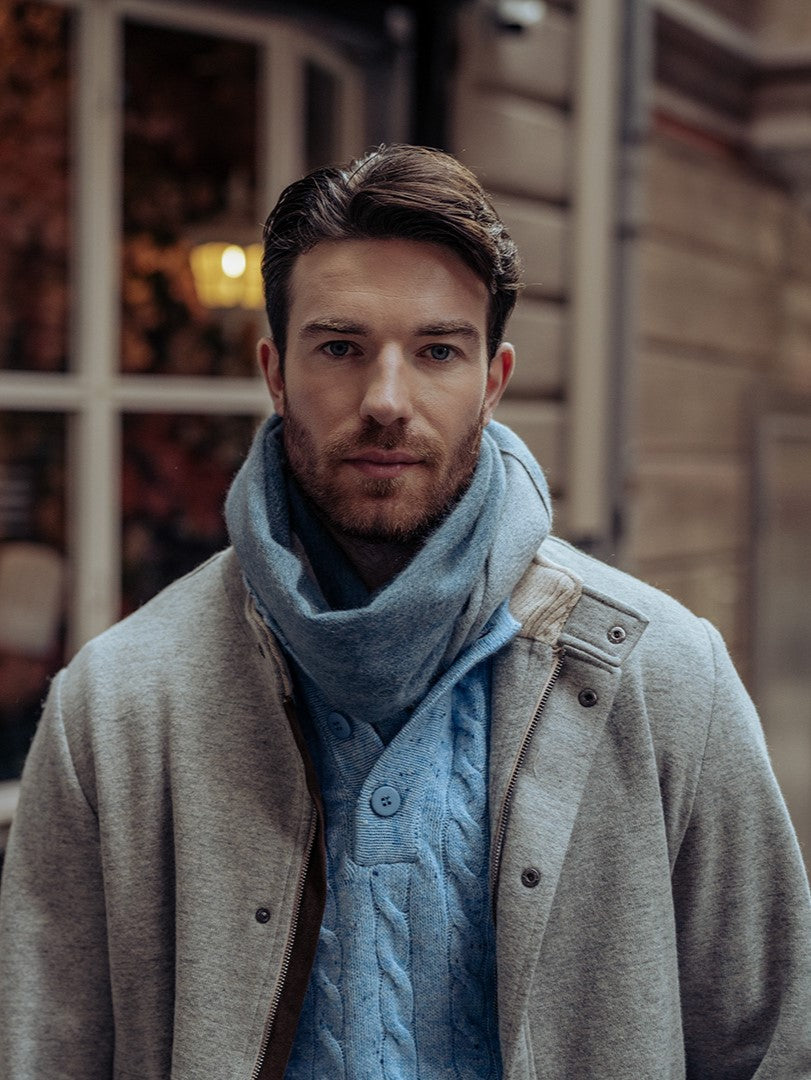 Açık Gri Tricennial  Merino Yünü İpek Hakim Yaka Uzun Kollu Örgü Erkek Hırka Mont