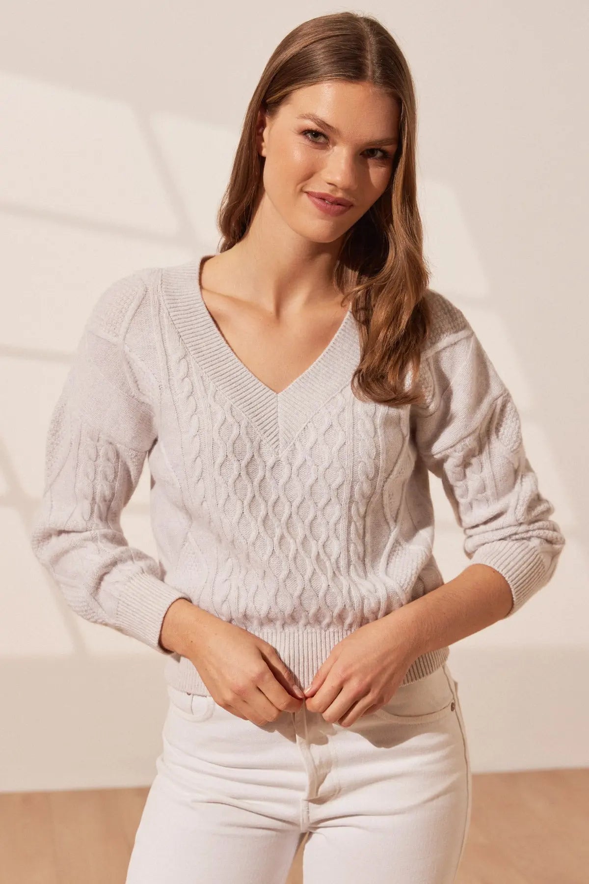 Ekru Aurora Avustralya Yünü Kaşmir Saç Örgülü V Yaka Uzun Kollu Kadın Kazak Silk and Cashmere