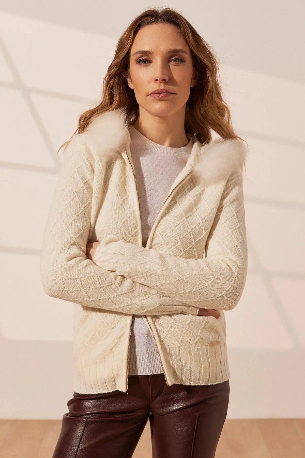 Ekru Kaşmir Merino Yünü Karışımlı Çıkarılabilir Kürk Detaylı Kadın Kapüşonlu Silk and Cashmere