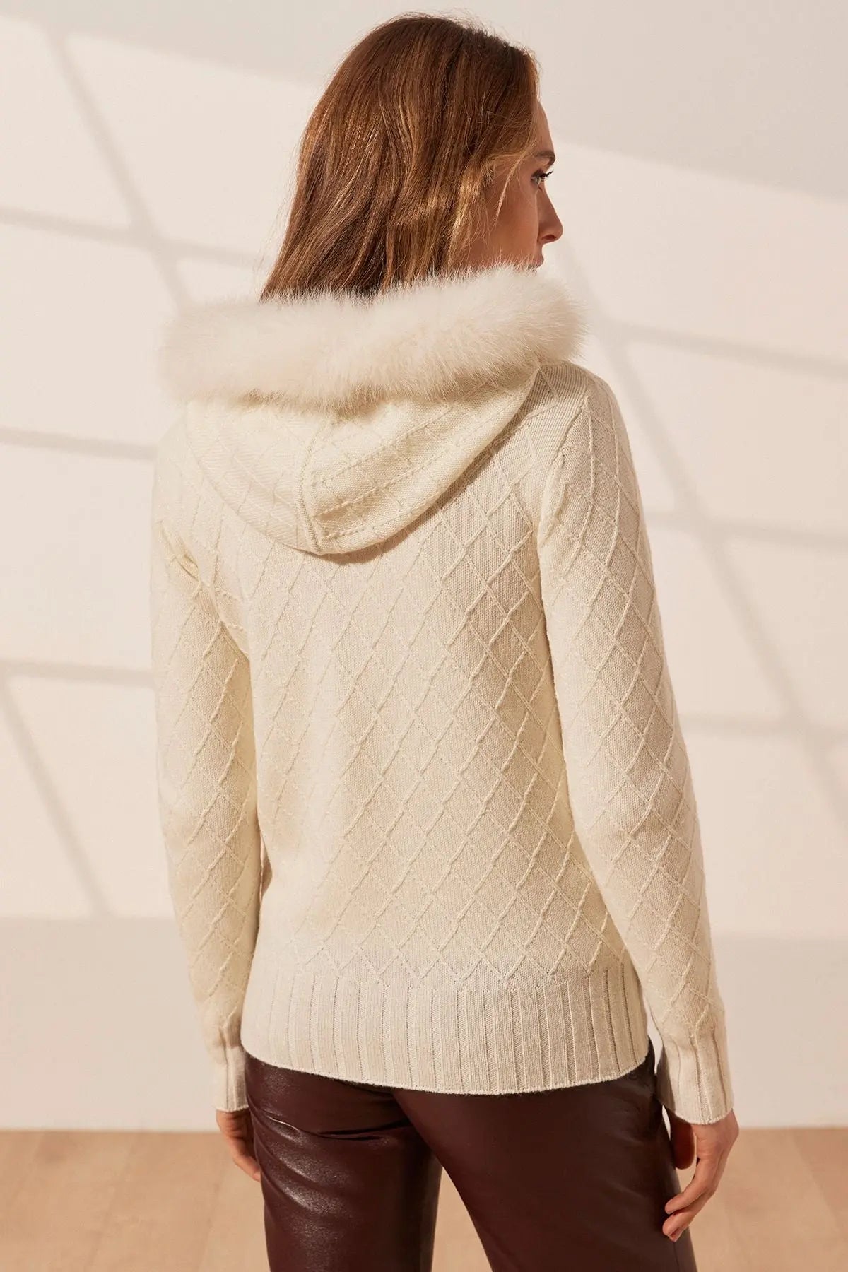 Ekru Kaşmir Merino Yünü Karışımlı Çıkarılabilir Kürk Detaylı Kadın Kapüşonlu Silk and Cashmere