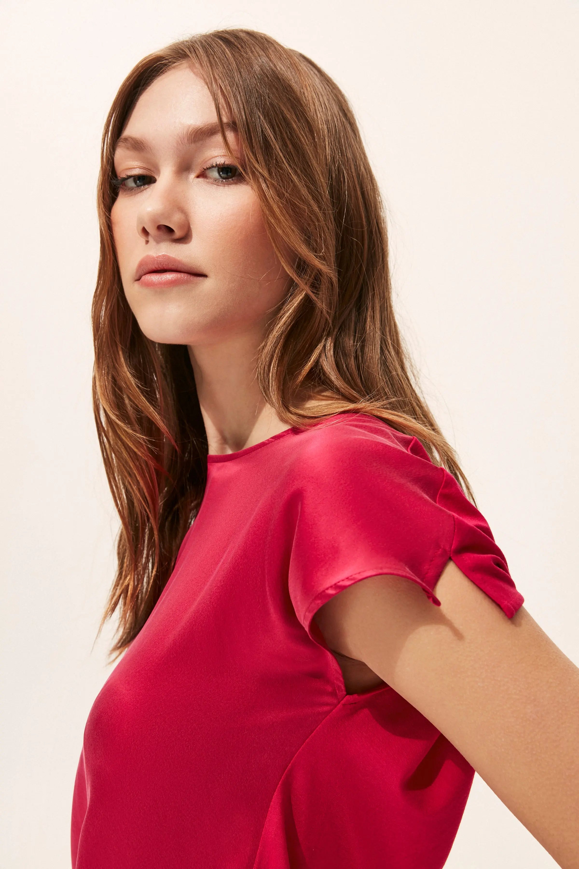 Fuşya İpek Karışımlı Monica Yuvarlak Yaka Kısa Kollu Bluz Silk and Cashmere