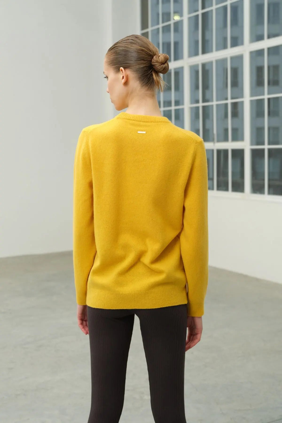 Hardal Saf Kamir Veronique Yuvarlak Yaka Uzun Kollu Kazak Silk and Cashmere