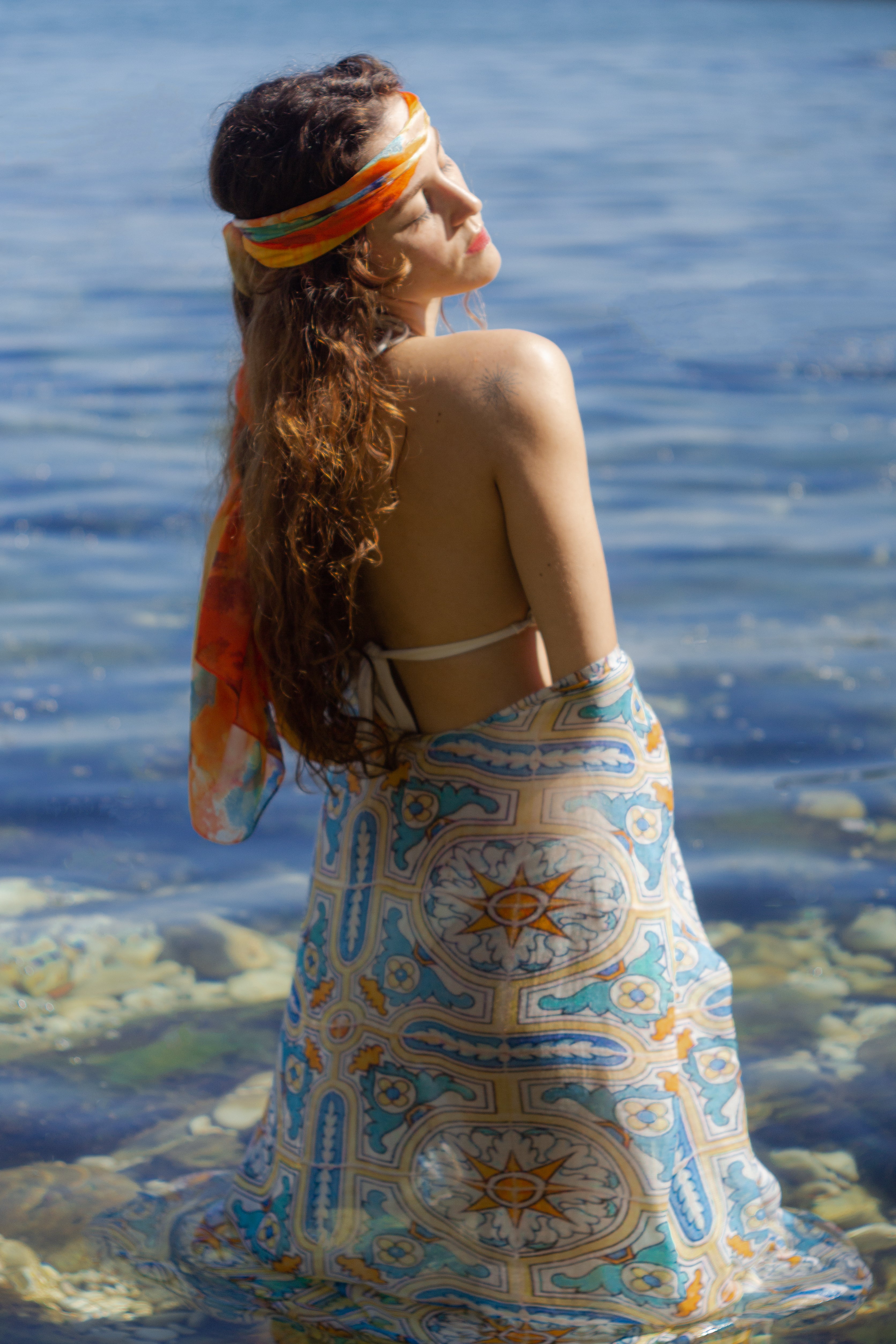 Renkli Jas İpekli Desenli Kısa Kollu Kimono Hırka