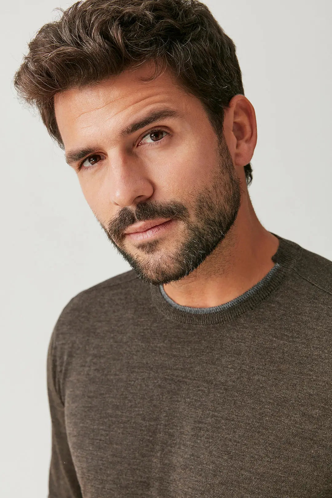 Kahverengi & More Matteo Yuvarlak Yaka Uzun Kollu Erkek Kazak Silk and Cashmere