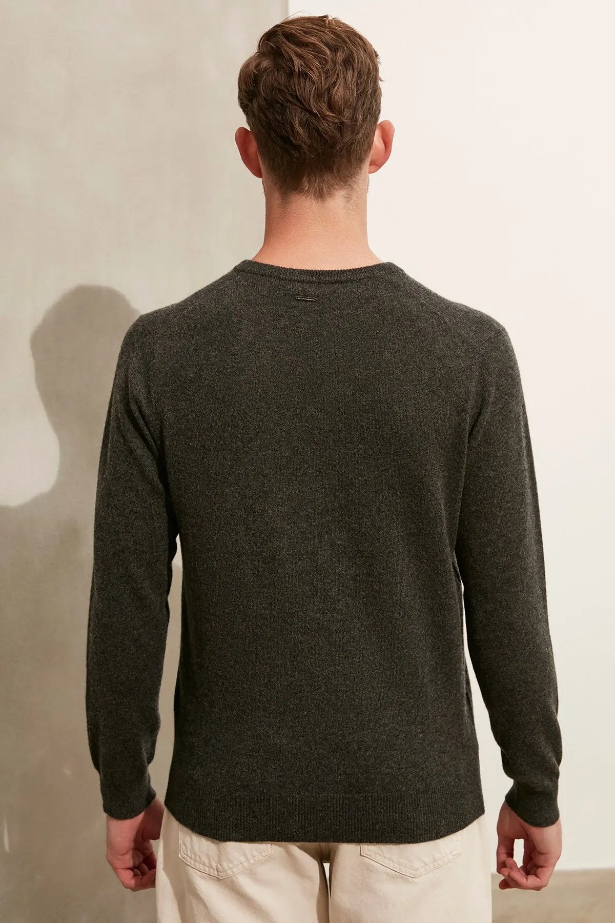 Koyu Gri Melanj Saf Kamir V Yaka Uzun Kollu Vincent Erkek Kazak Silk and Cashmere