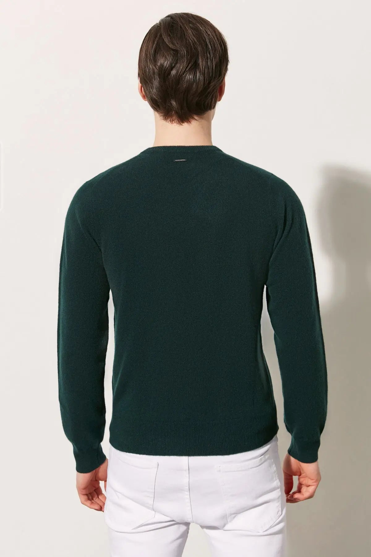 Koyu Yeşil Saf Kaşmir V Yaka Uzun Kollu Vincent Erkek Kazak Silk and Cashmere