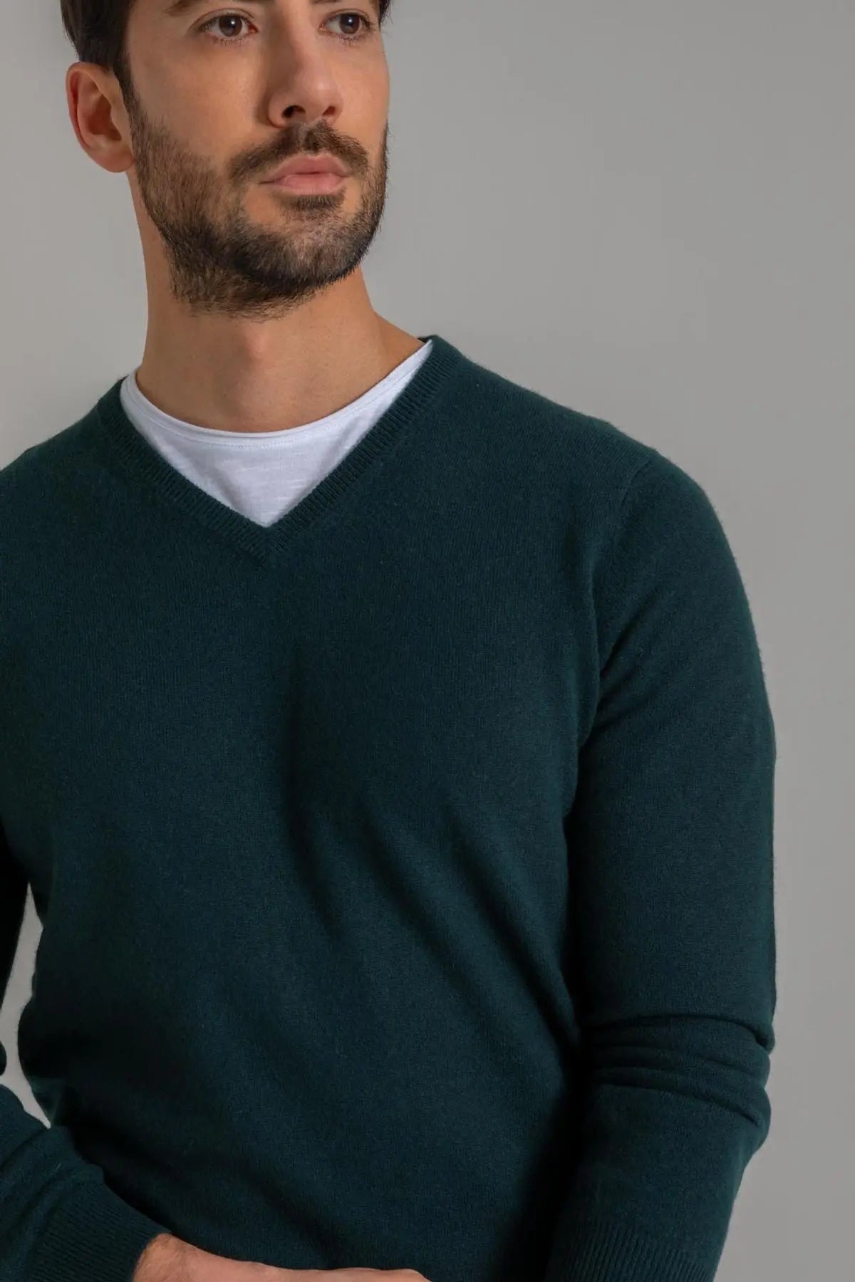 Koyu Yeşil Saf Kaşmir V Yaka Uzun Kollu Vincent Erkek Kazak Silk and Cashmere