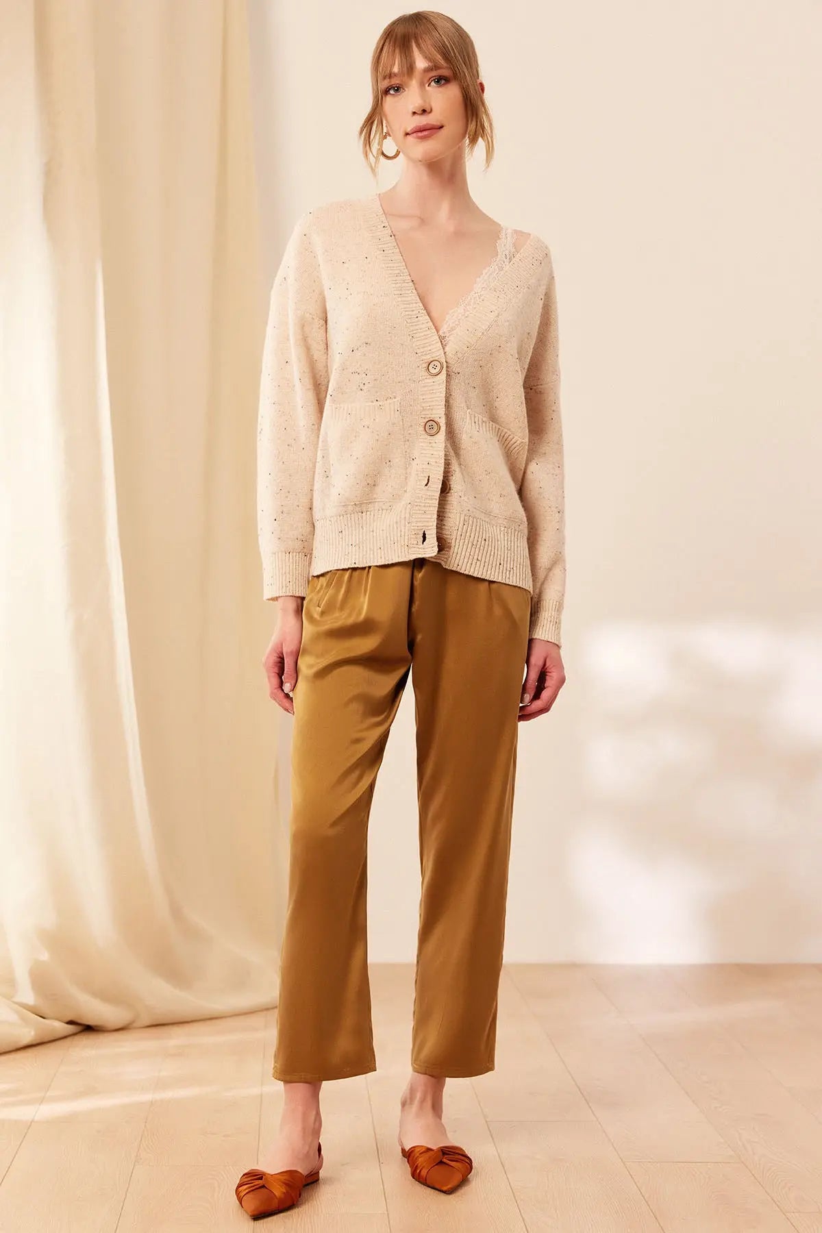 Kum Beji Aurora Avustralya Yünü Kaşmir Ribana Örgülü Uzun Kollu Kadın Hırka Silk and Cashmere