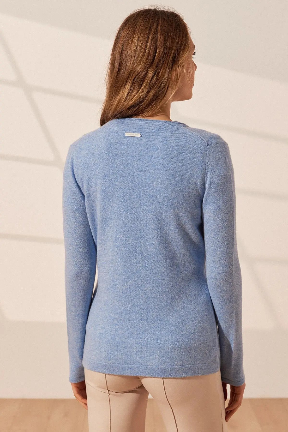 Mavi New Basic Saf Kaşmir Yuvarlak Yaka Uzun Kollu Kadın Hırka Silk and Cashmere