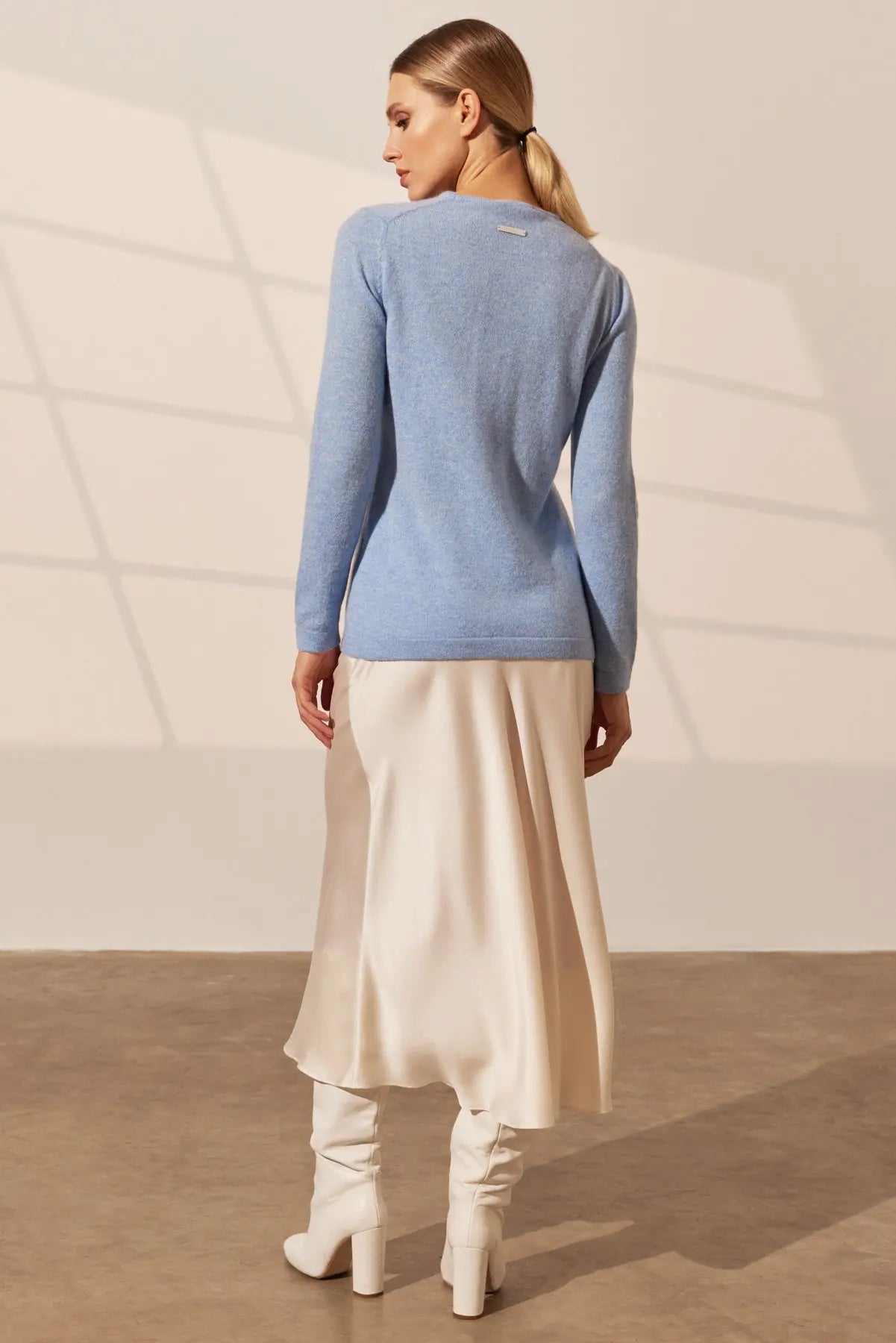 Mavi New Basic Saf Kaşmir Yuvarlak Yaka Uzun Kollu Kadın Kazak Silk and Cashmere