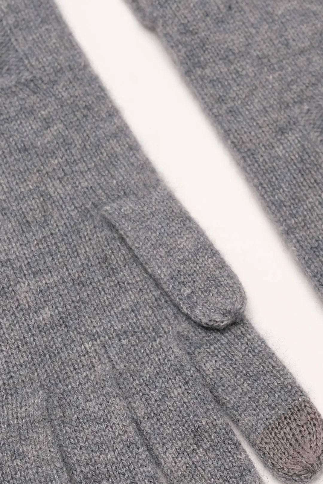 Orta Gri Melanj Saf Kaşmir Saç Örgü Detaylı Eldiven Silk and Cashmere