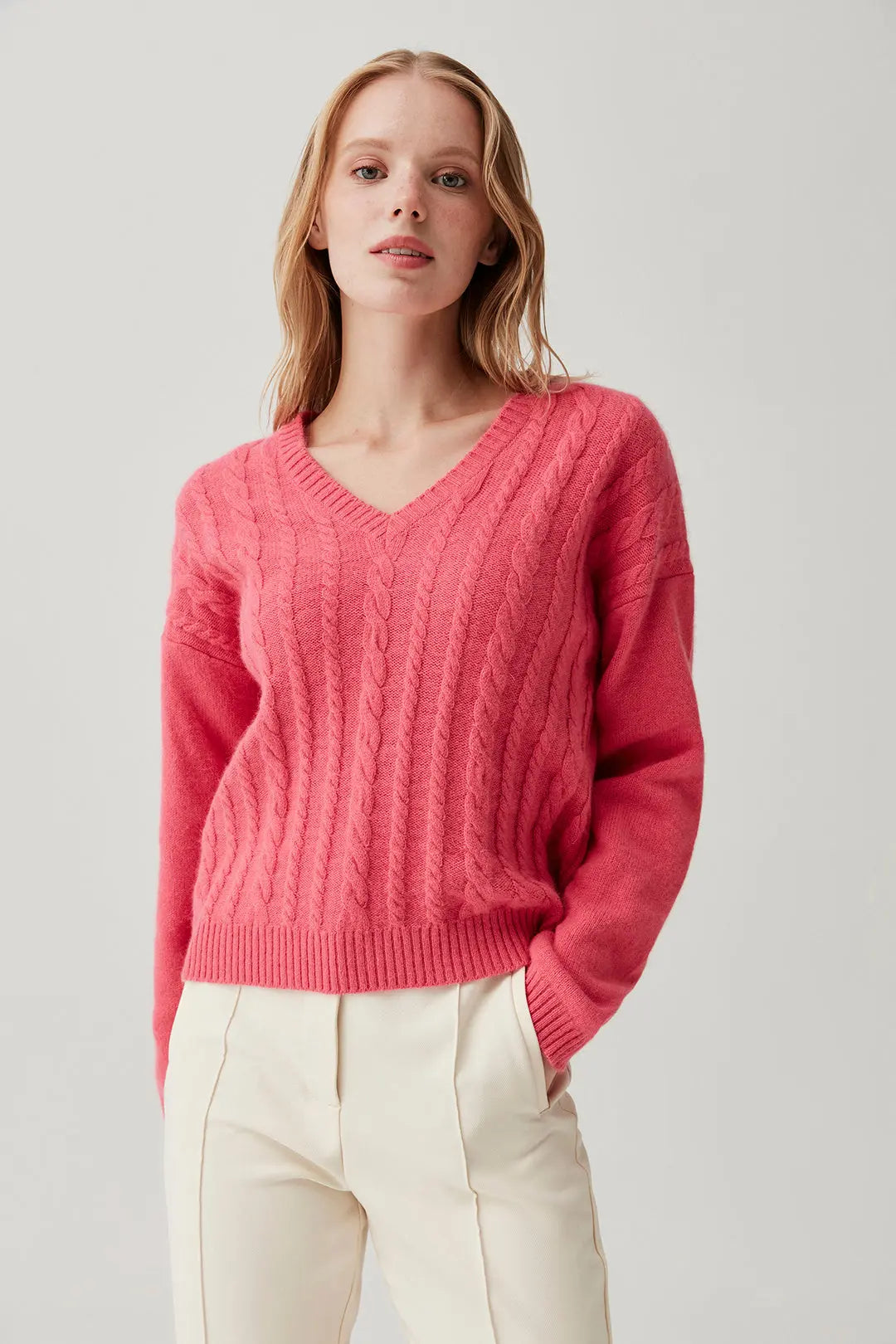 Pembe Jessica Örgülü V Yaka Uzun Kollu Krop Kazak Silk and Cashmere