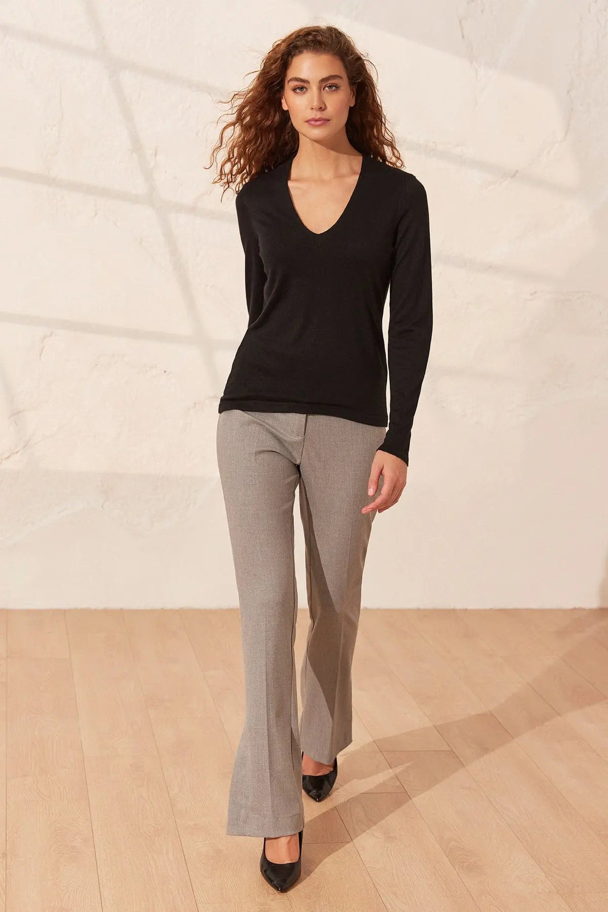 Siyah İpek ve Kaşmir Aleyna V Yaka Uzun Kollu Kadın Triko Silk and Cashmere