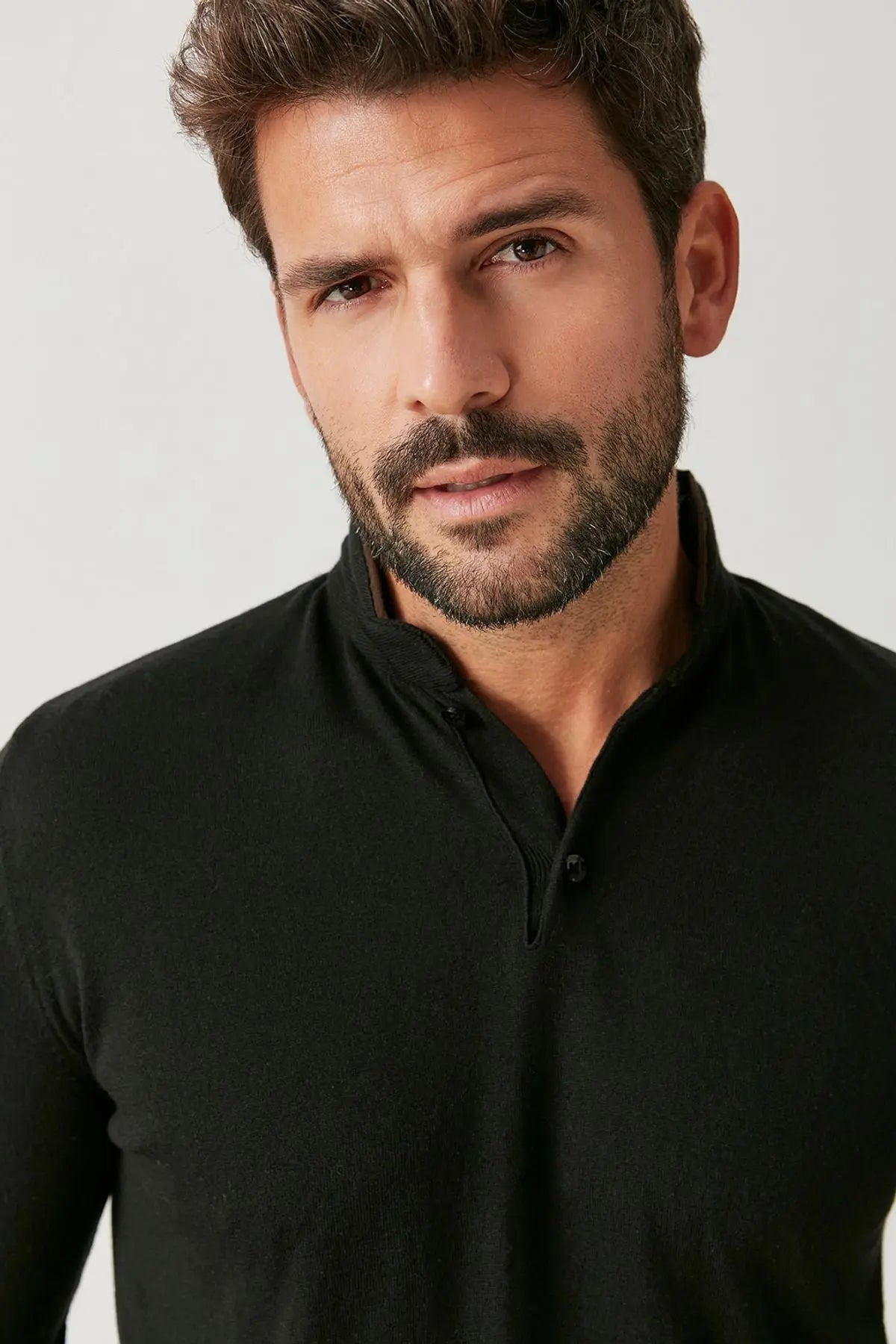 Siyah Kaşmir İpek Suni Suet Detaylı Aristo Hakim Yaka Erkek Triko Silk and Cashmere